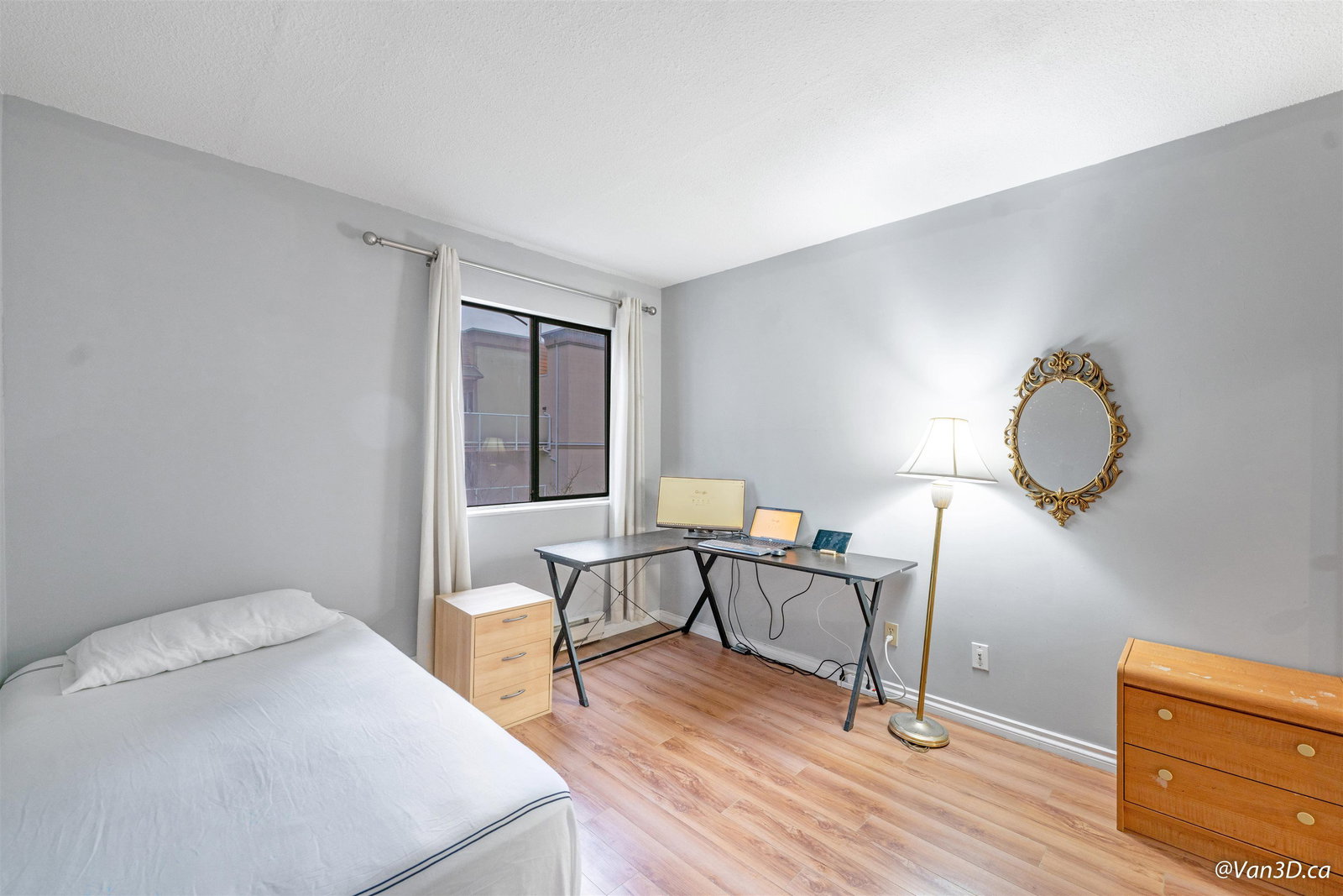 Listing Image 20