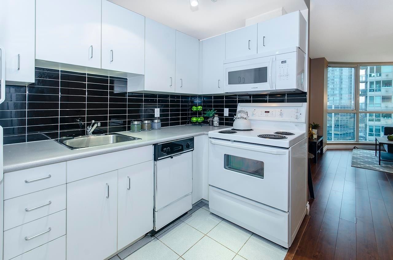 Listing Image 11