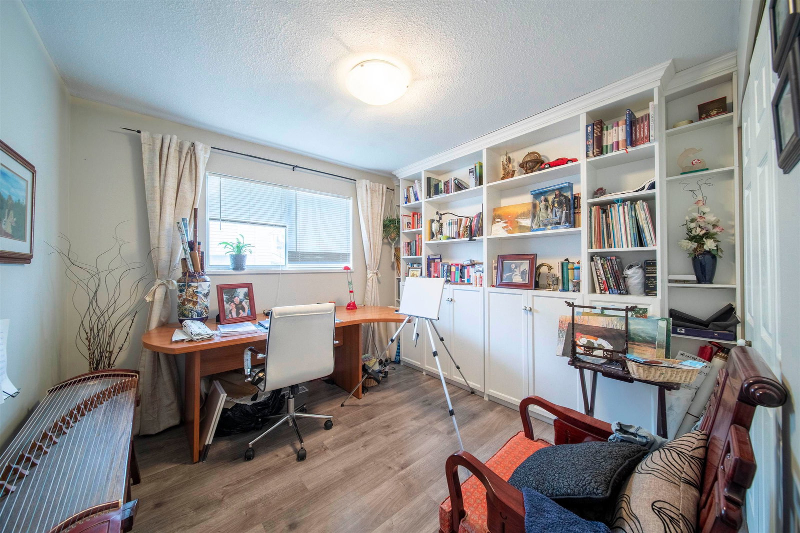 Listing Image 11
