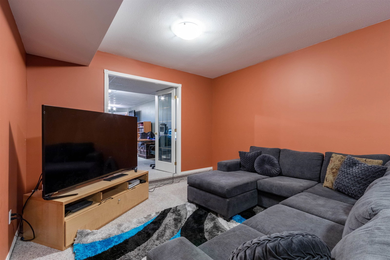 Listing Image 23