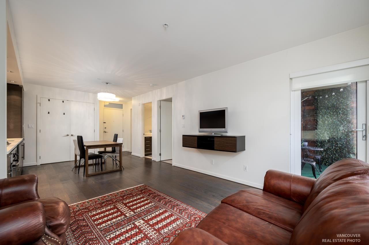 Listing Image 6