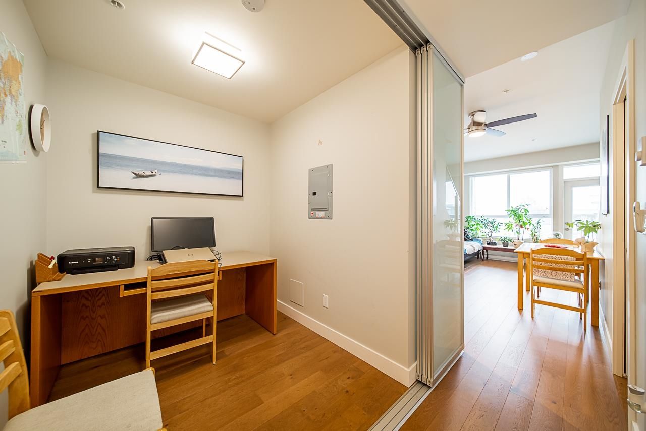 Listing Image 15