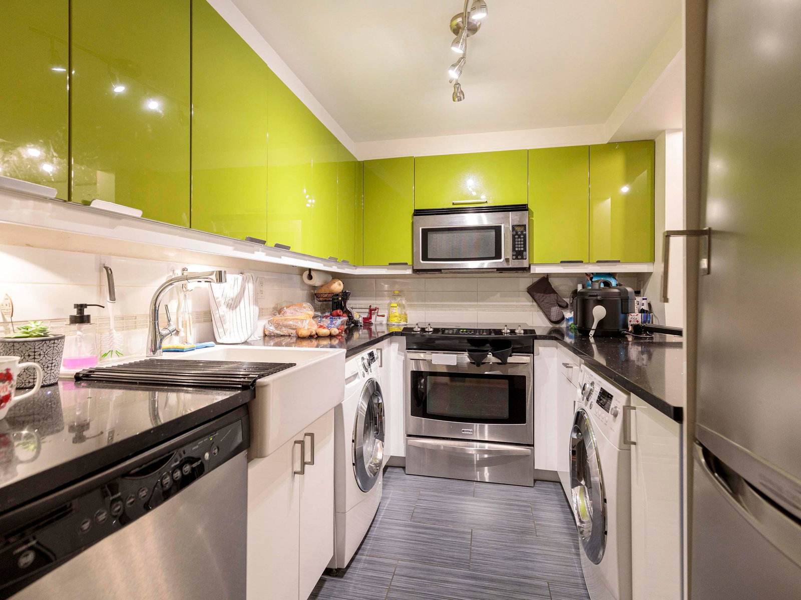 Listing Image 15