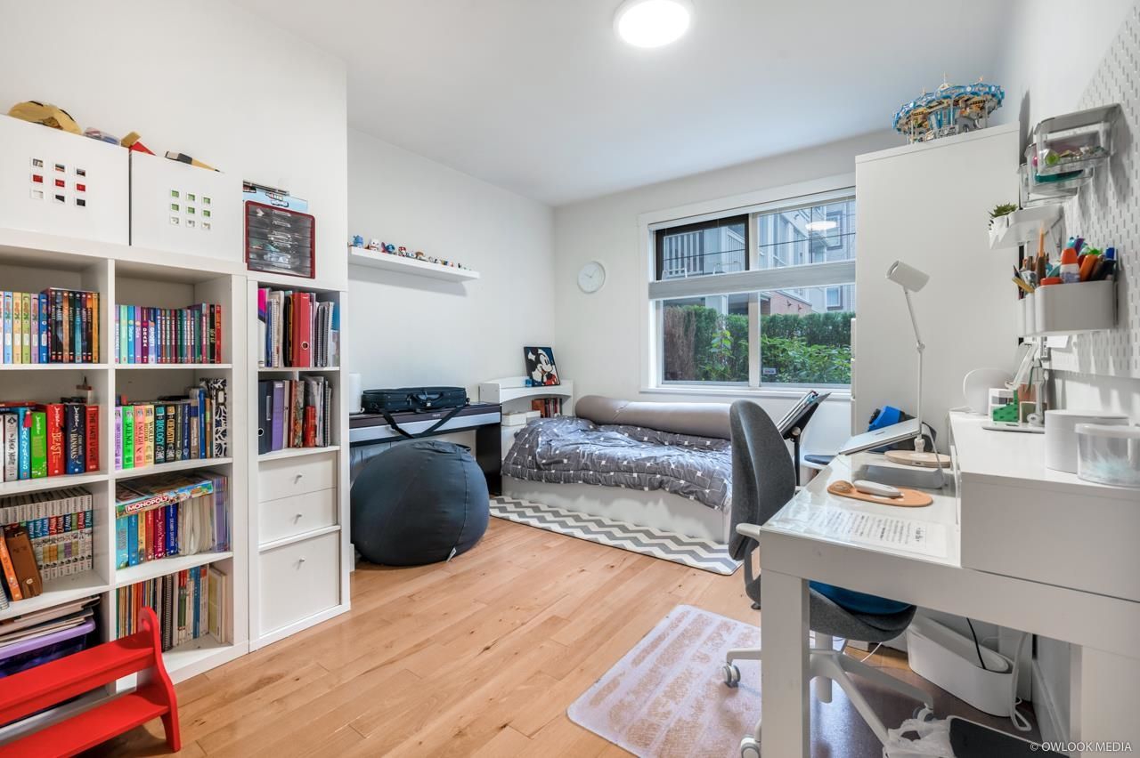 Listing Image 13
