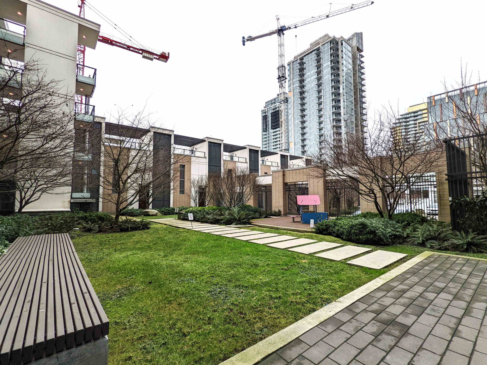 Listing Image 19