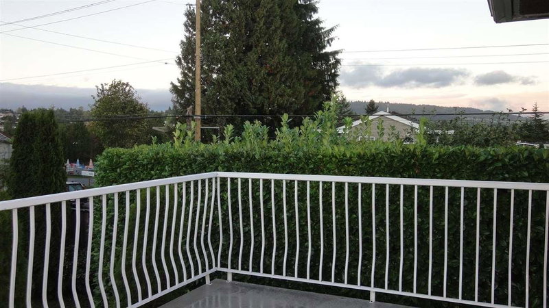 4881 Highlawn Drive, Burnaby, V5C 3T2 | Image 3