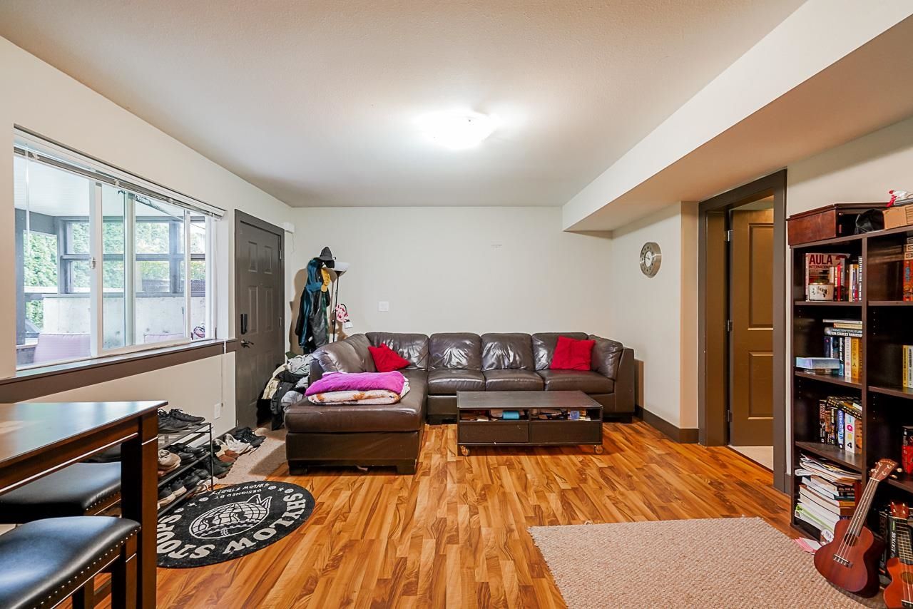 Listing Image 31