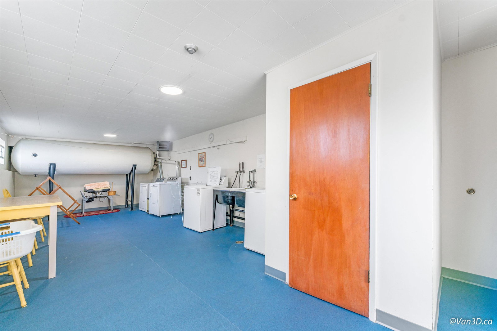 Listing Image 16