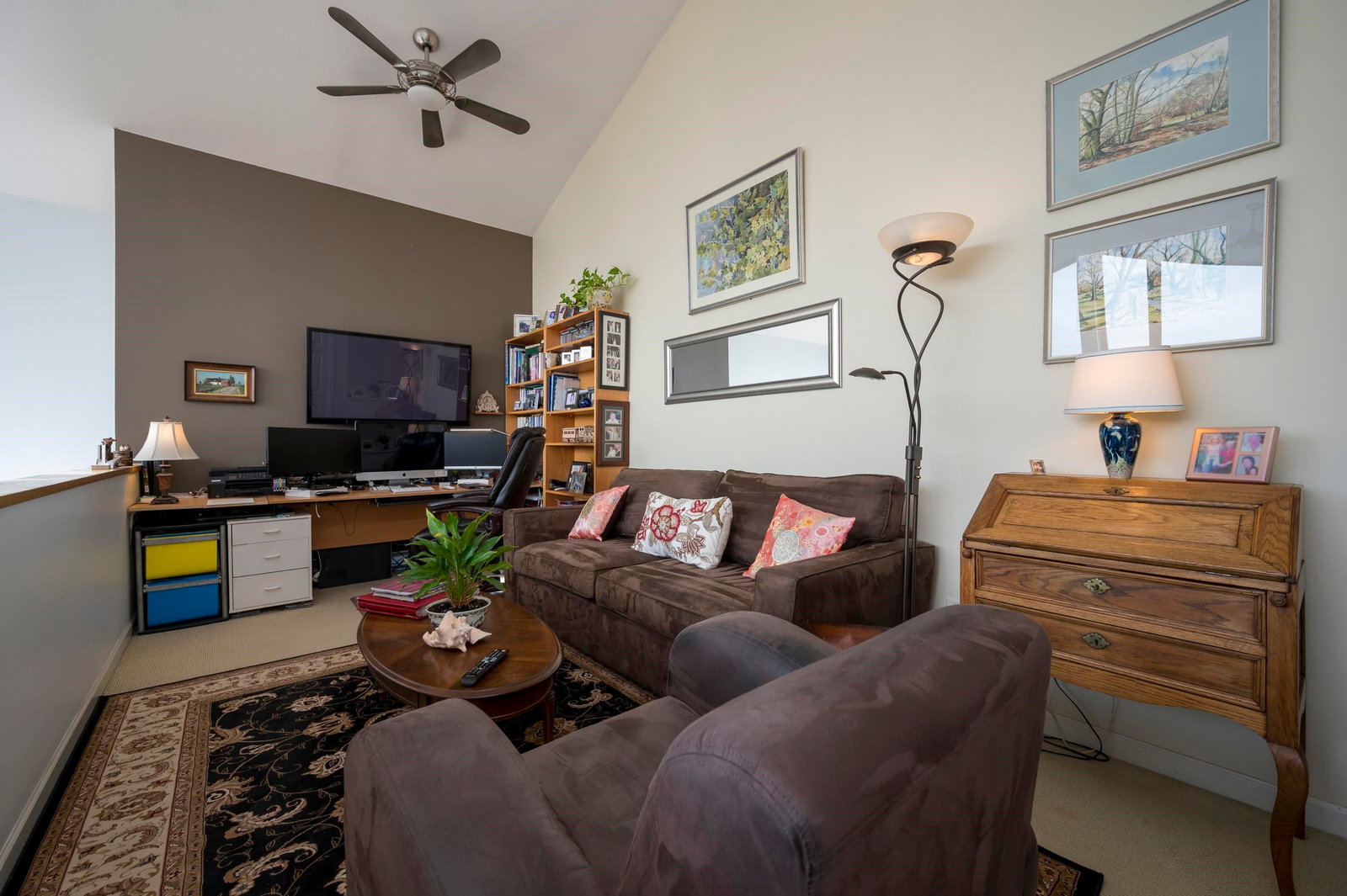 Listing Image 19