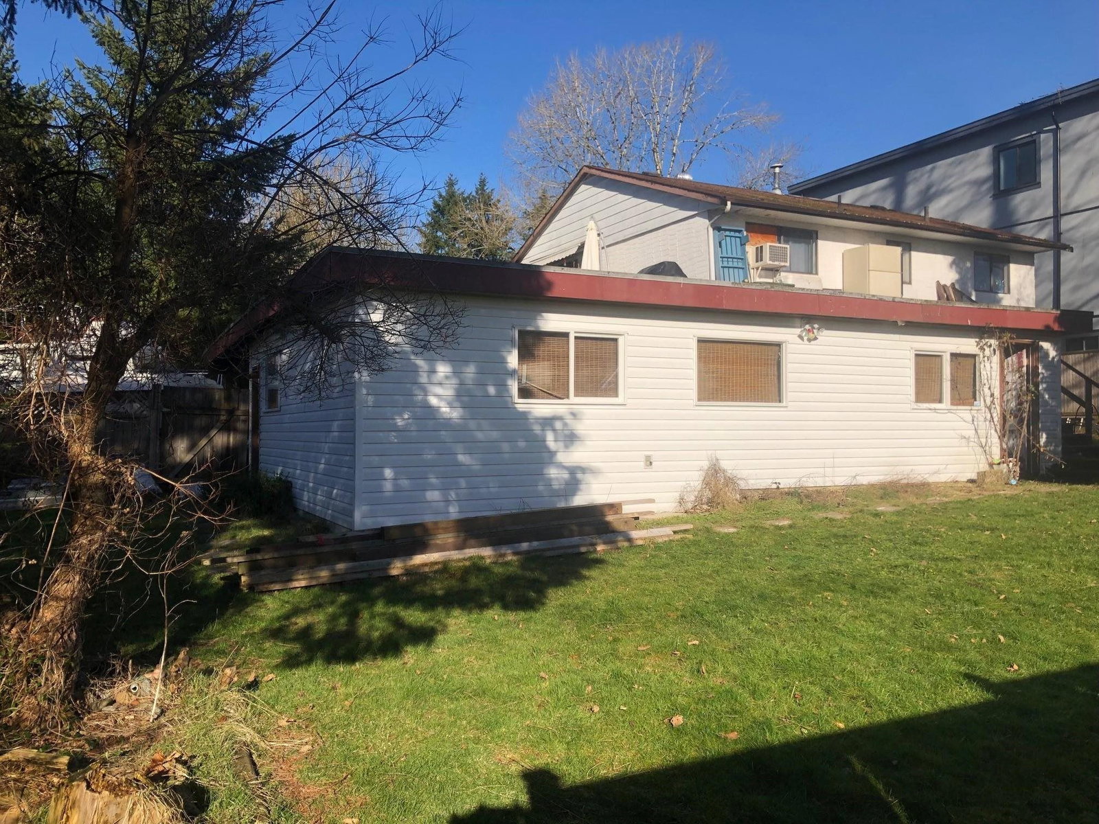 Listing Image 12
