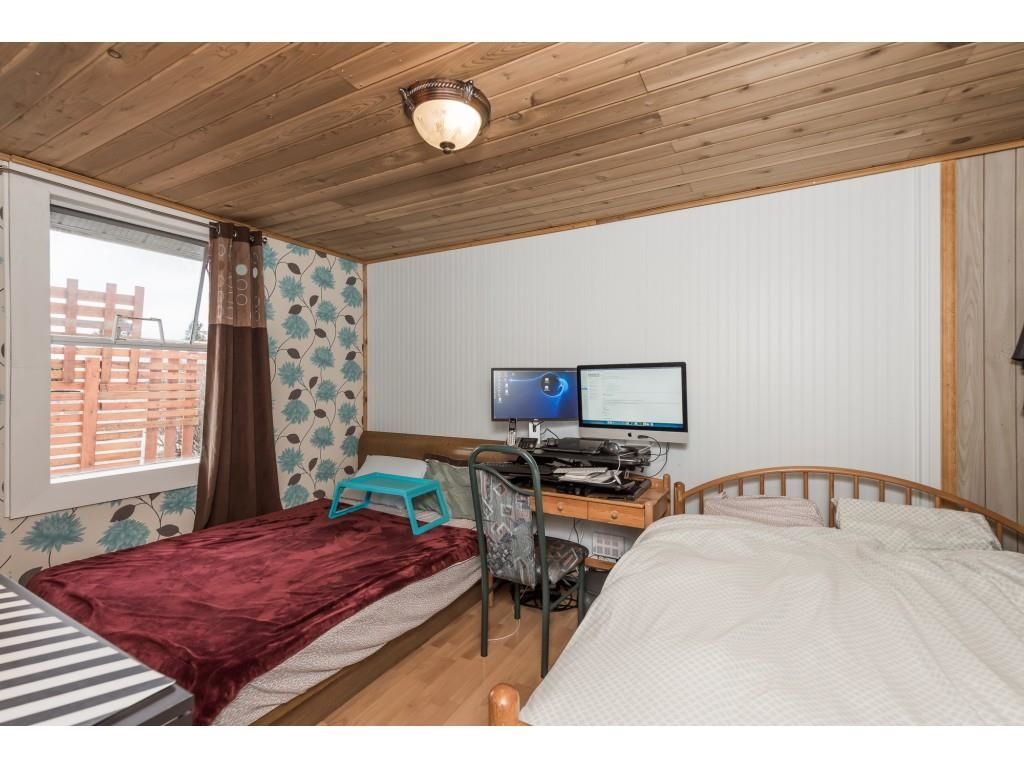Listing Image 17
