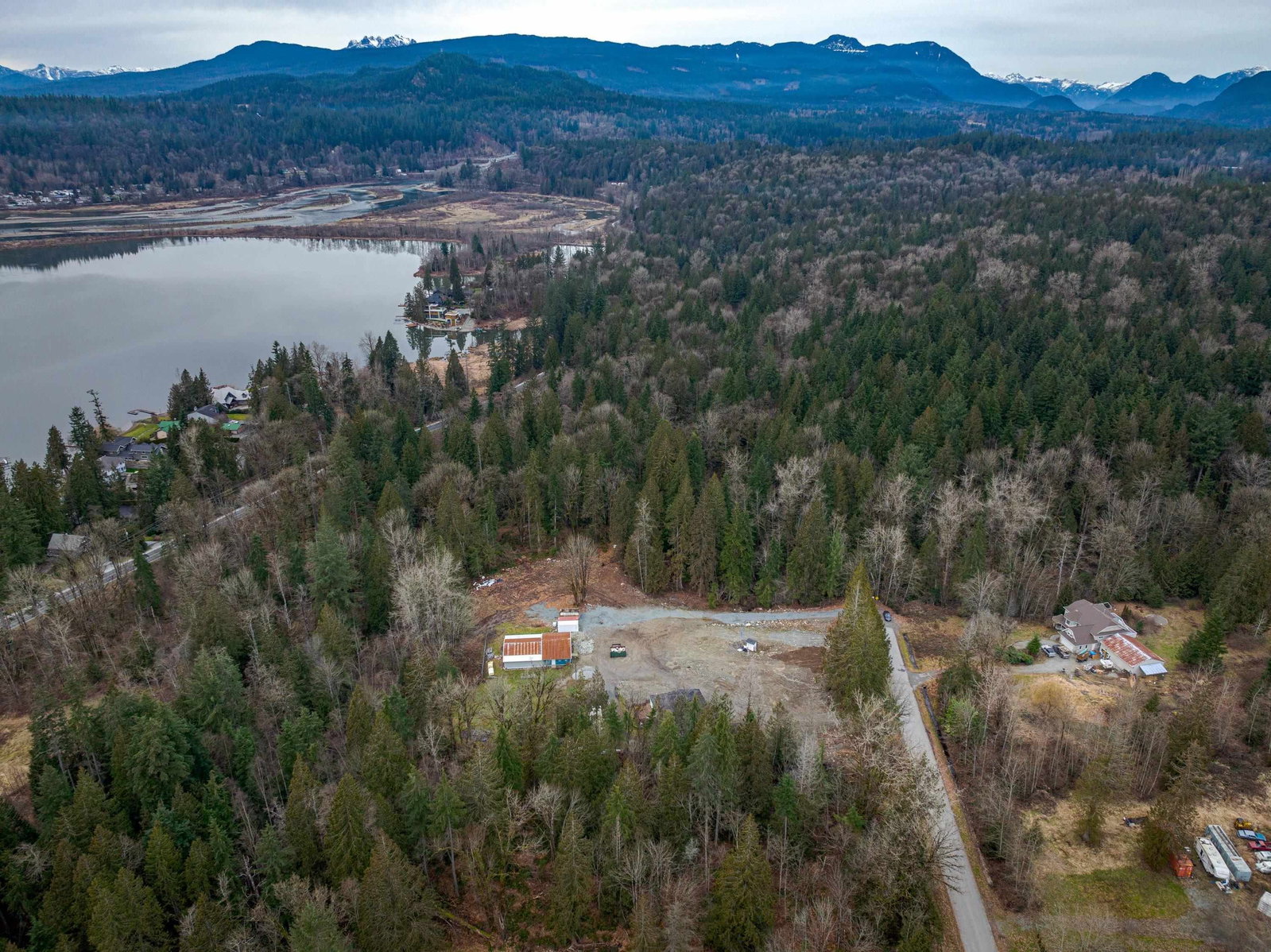 Listing Image 4