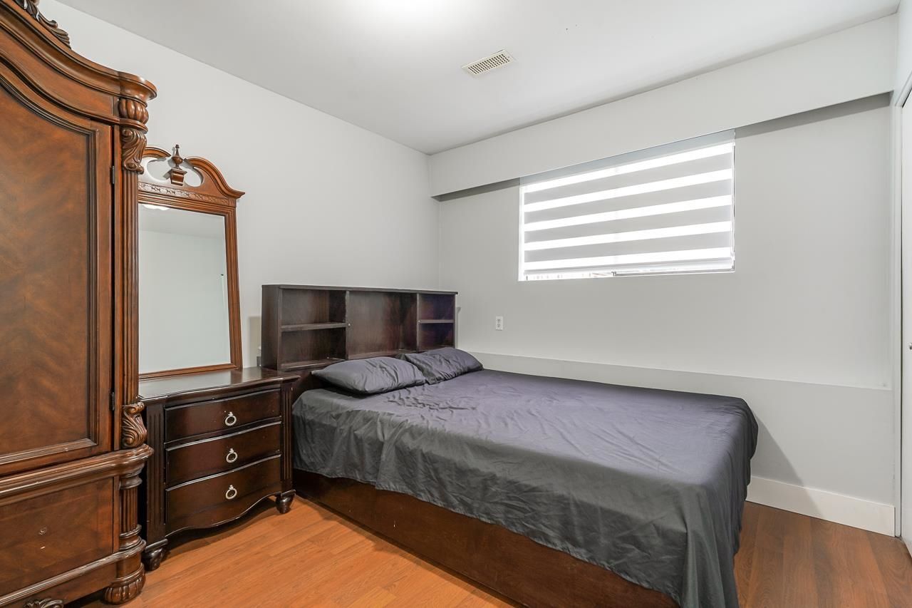 Listing Image 27