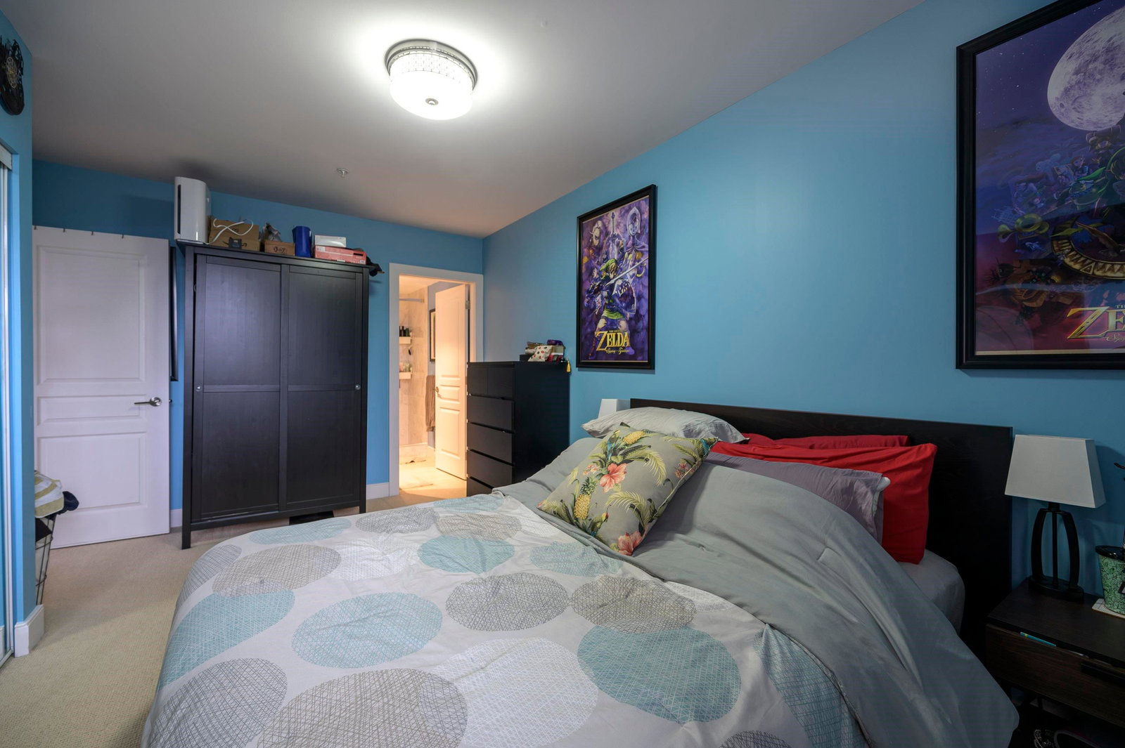 Listing Image 14
