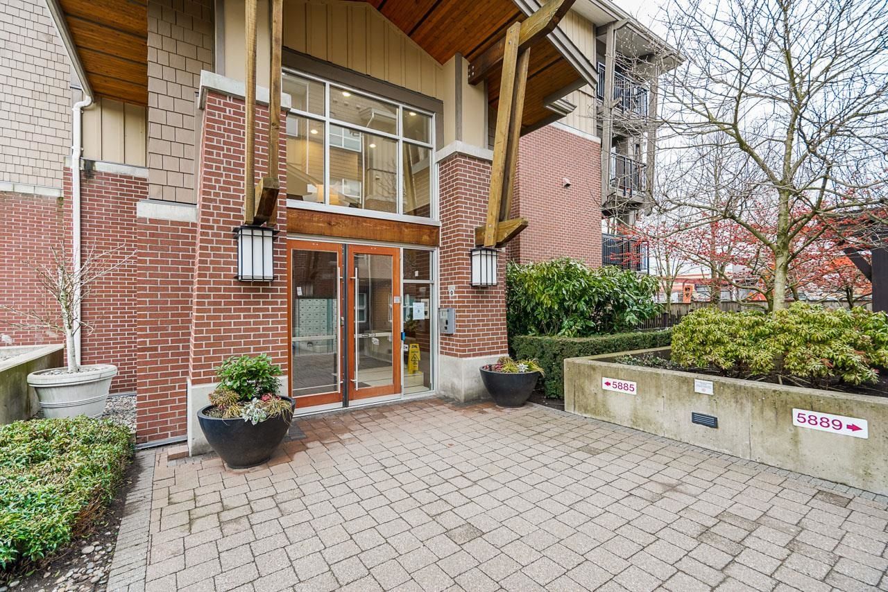 Listing Image 19