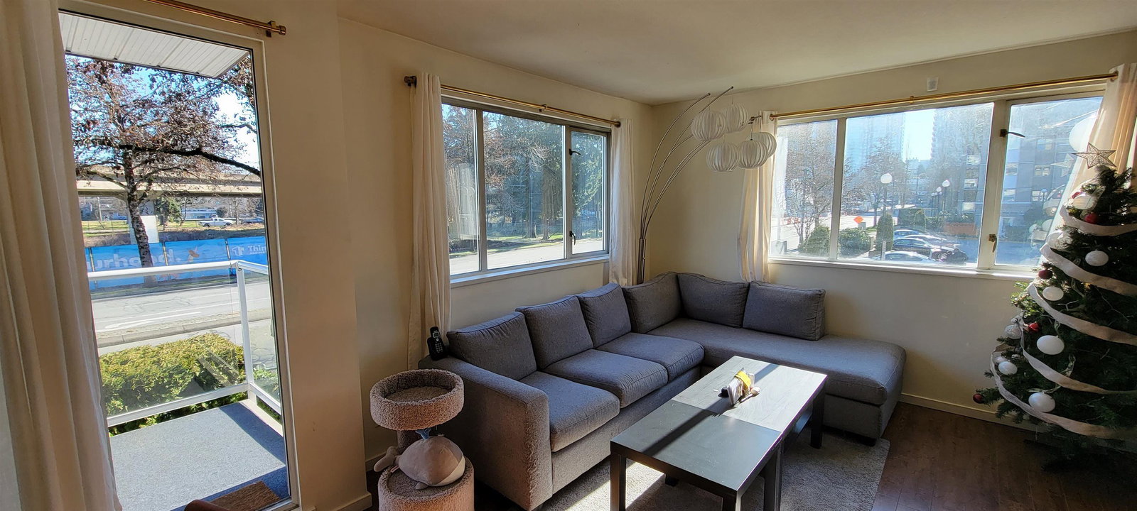 Listing Image 15