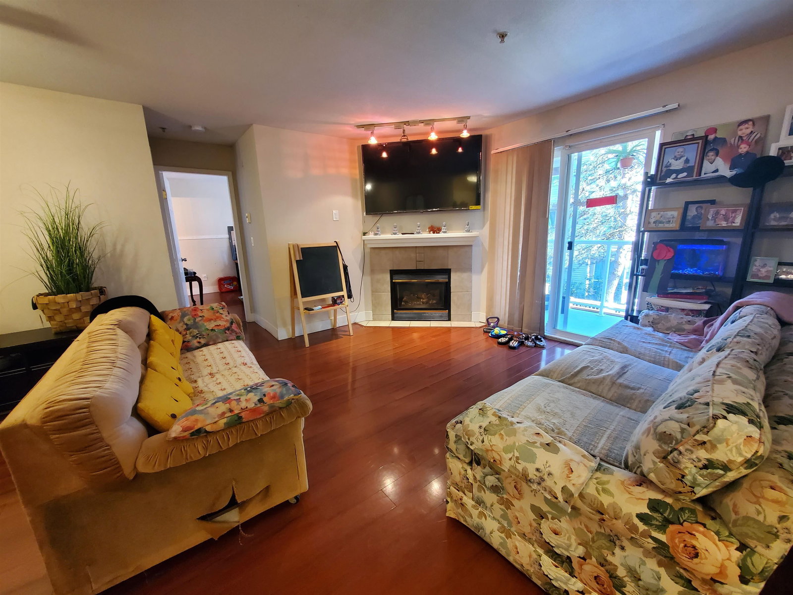 Listing Image 17