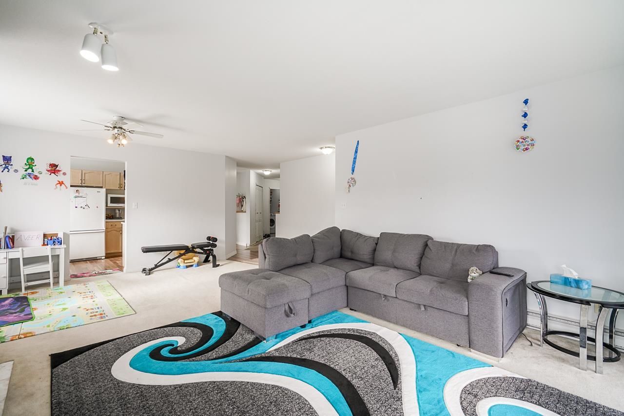 Listing Image 18