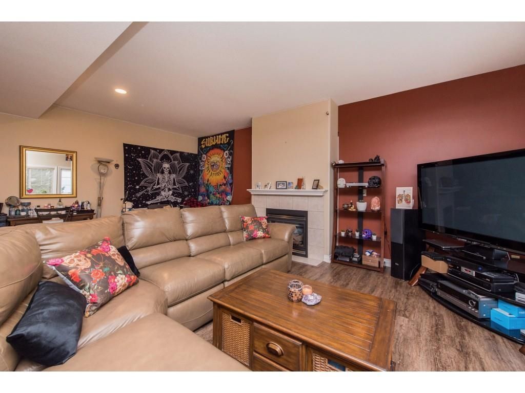 Listing Image 30