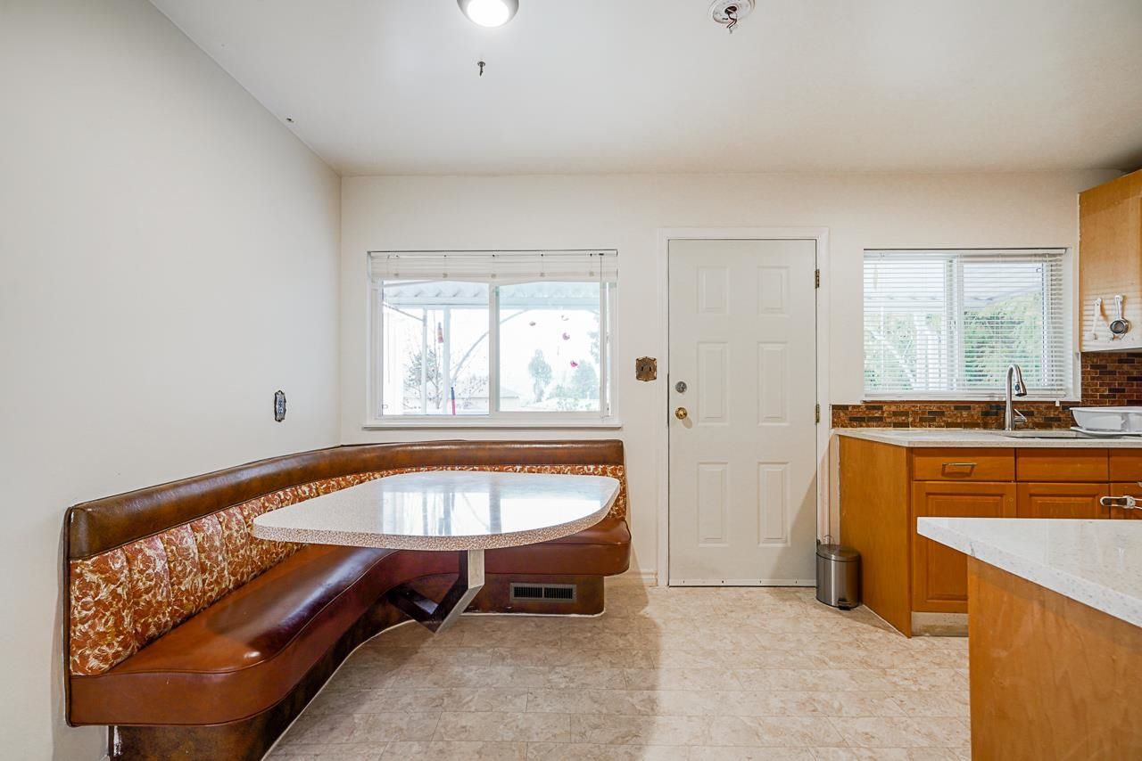 Listing Image 16