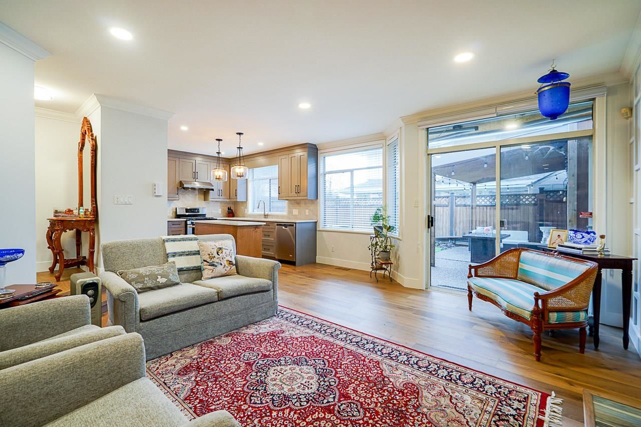 Listing Image 18