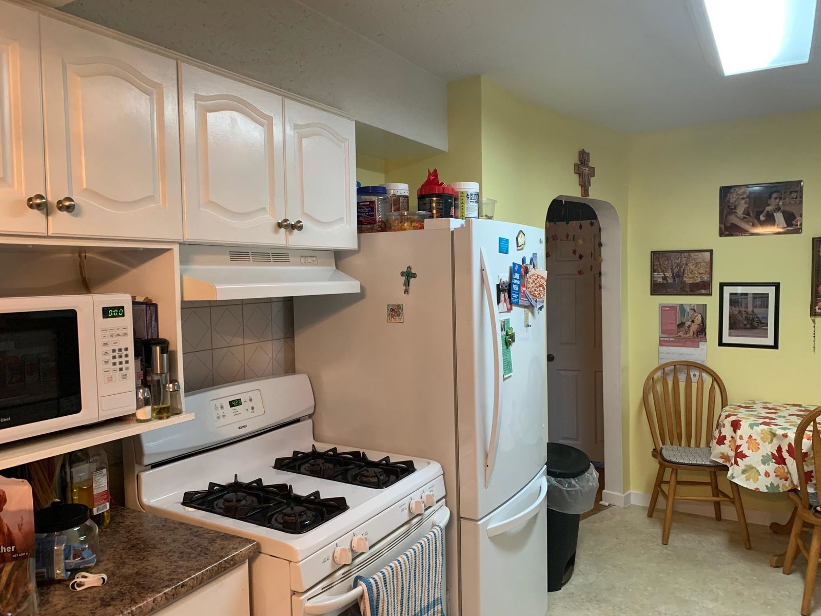 Listing Image 12