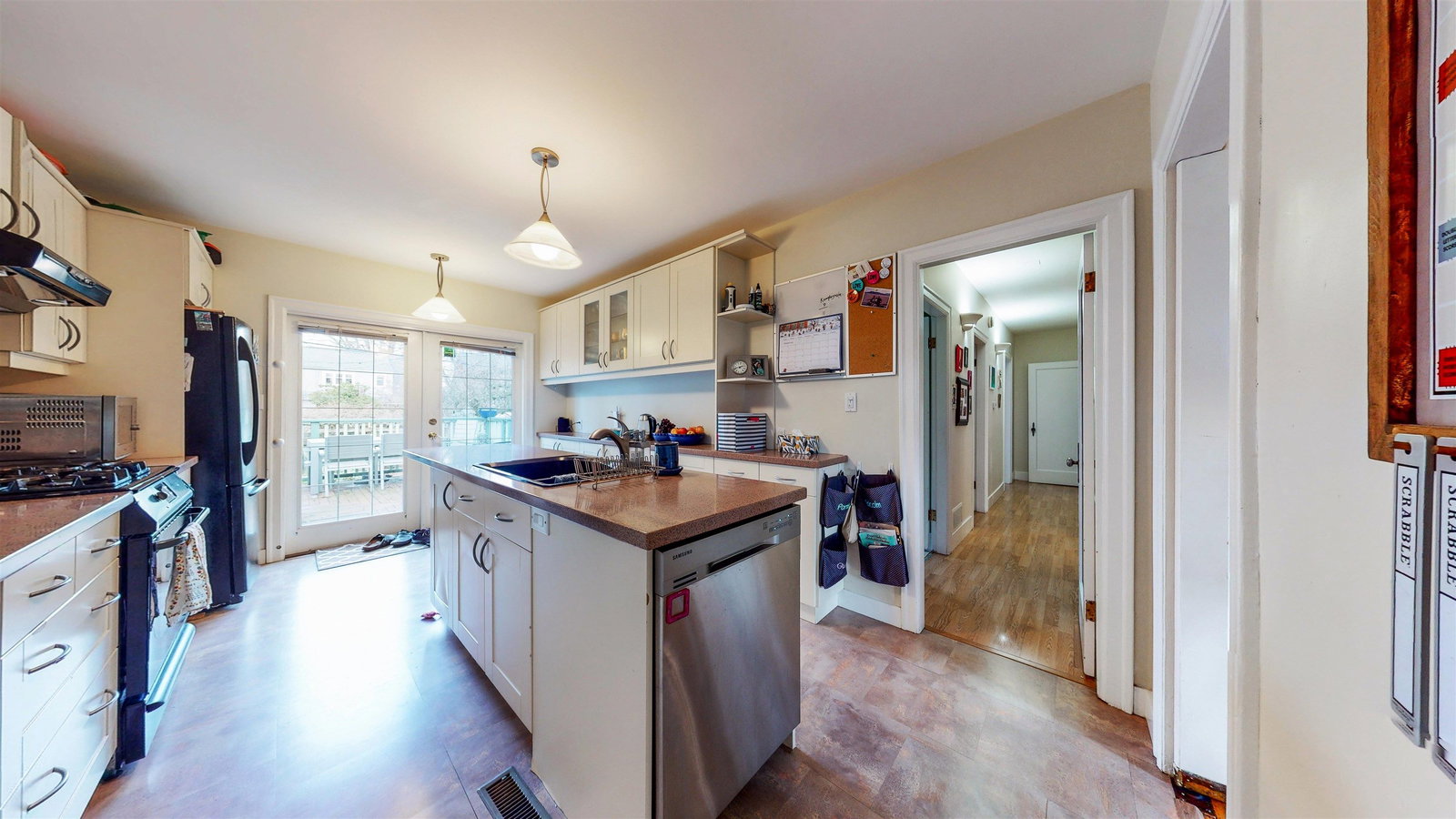 Listing Image 10