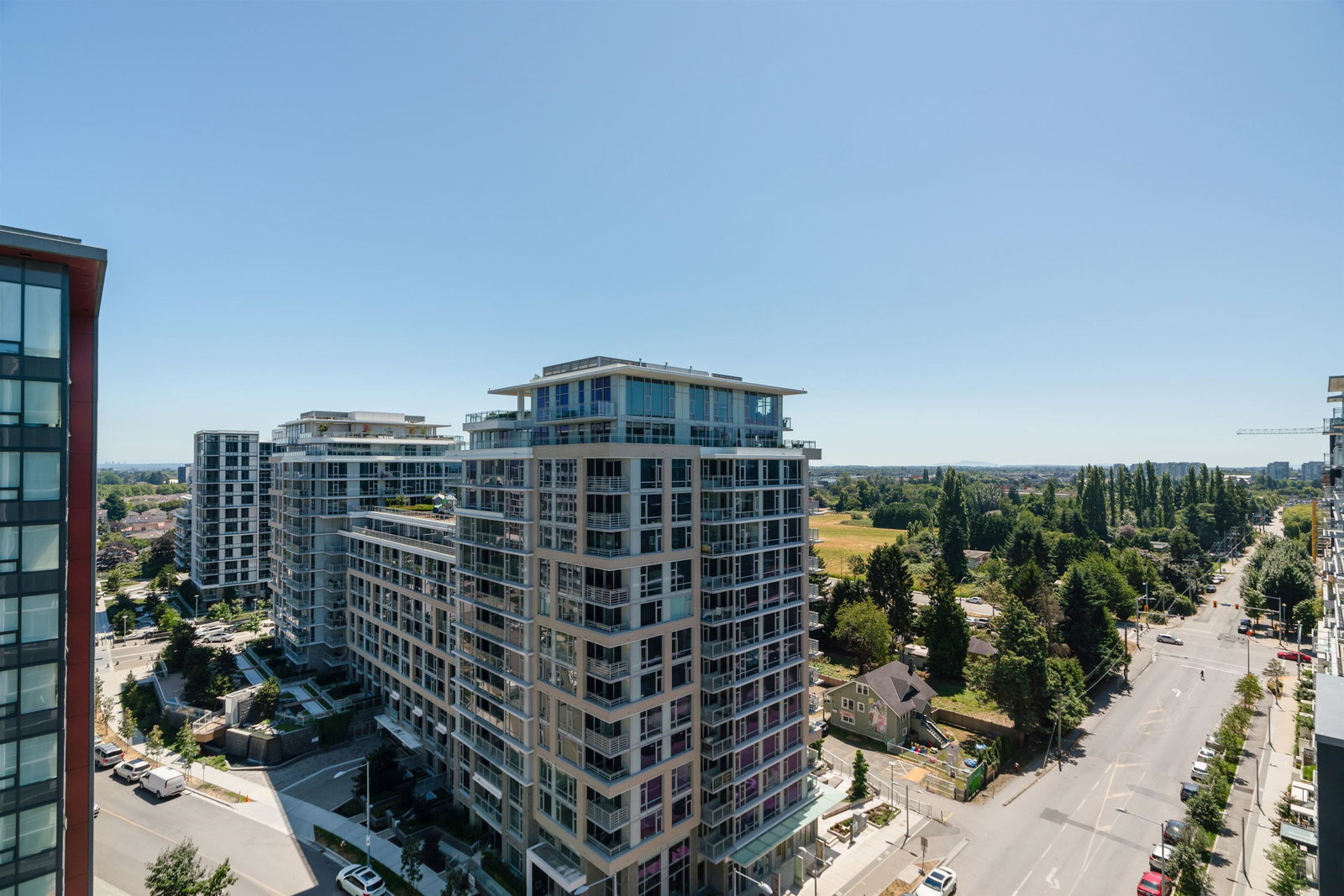 Listing Image 11