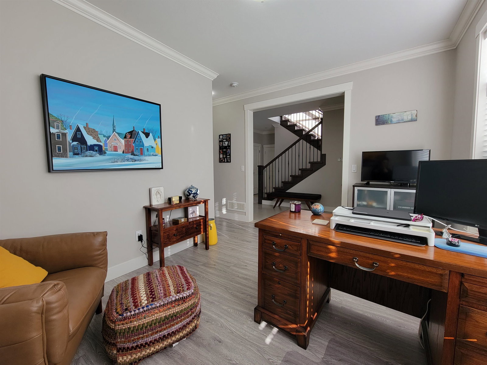 Listing Image 5