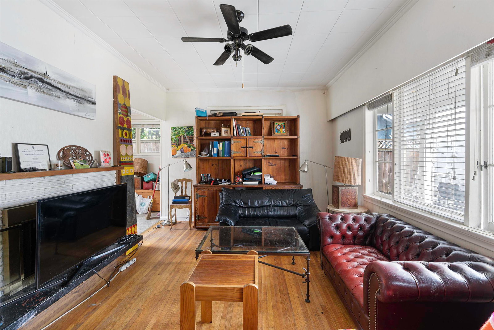 Listing Image 9