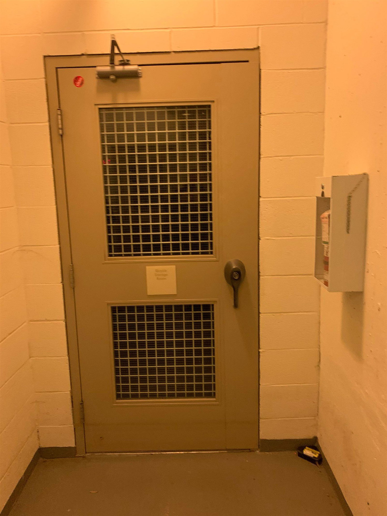 Listing Image 11