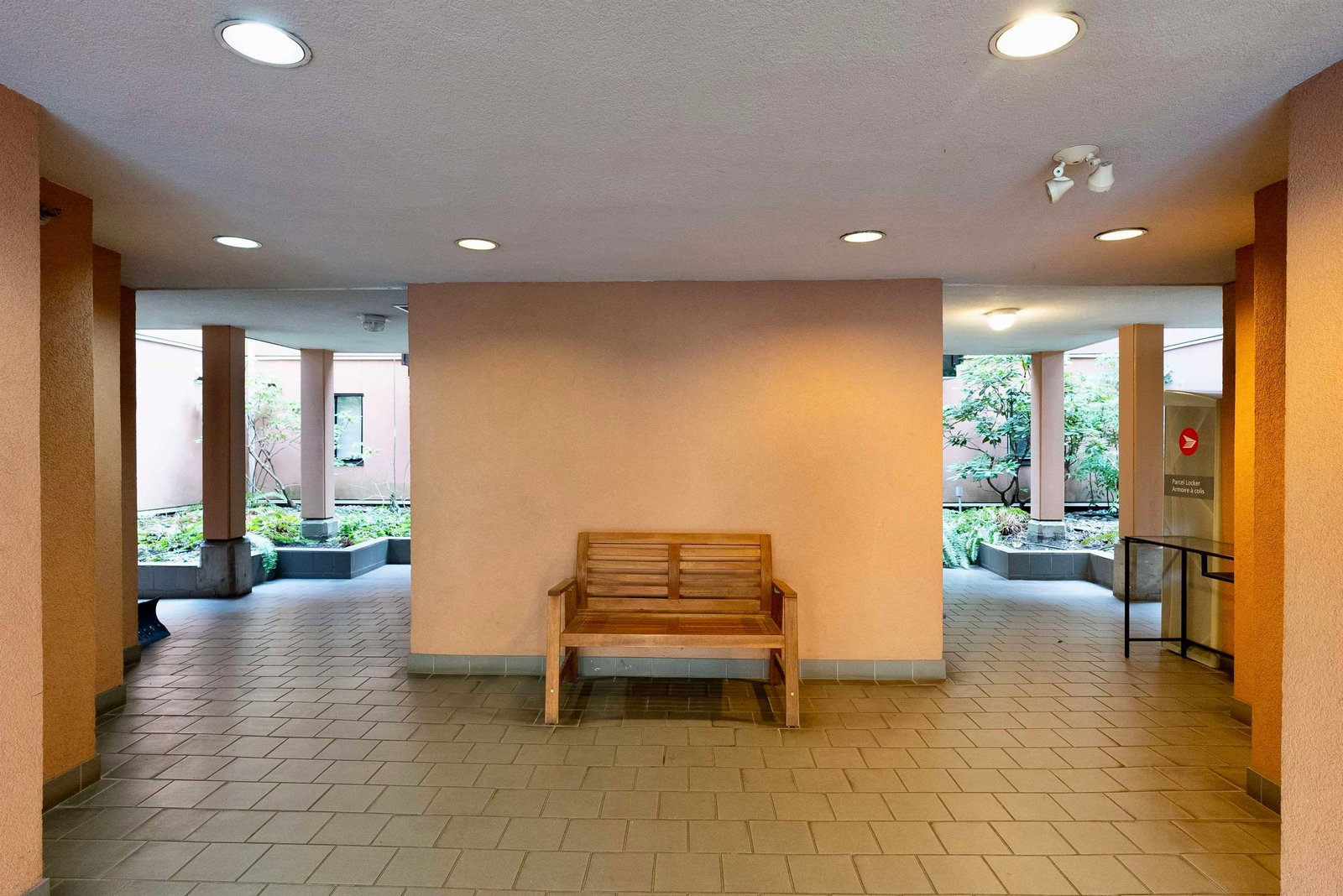 Listing Image 27