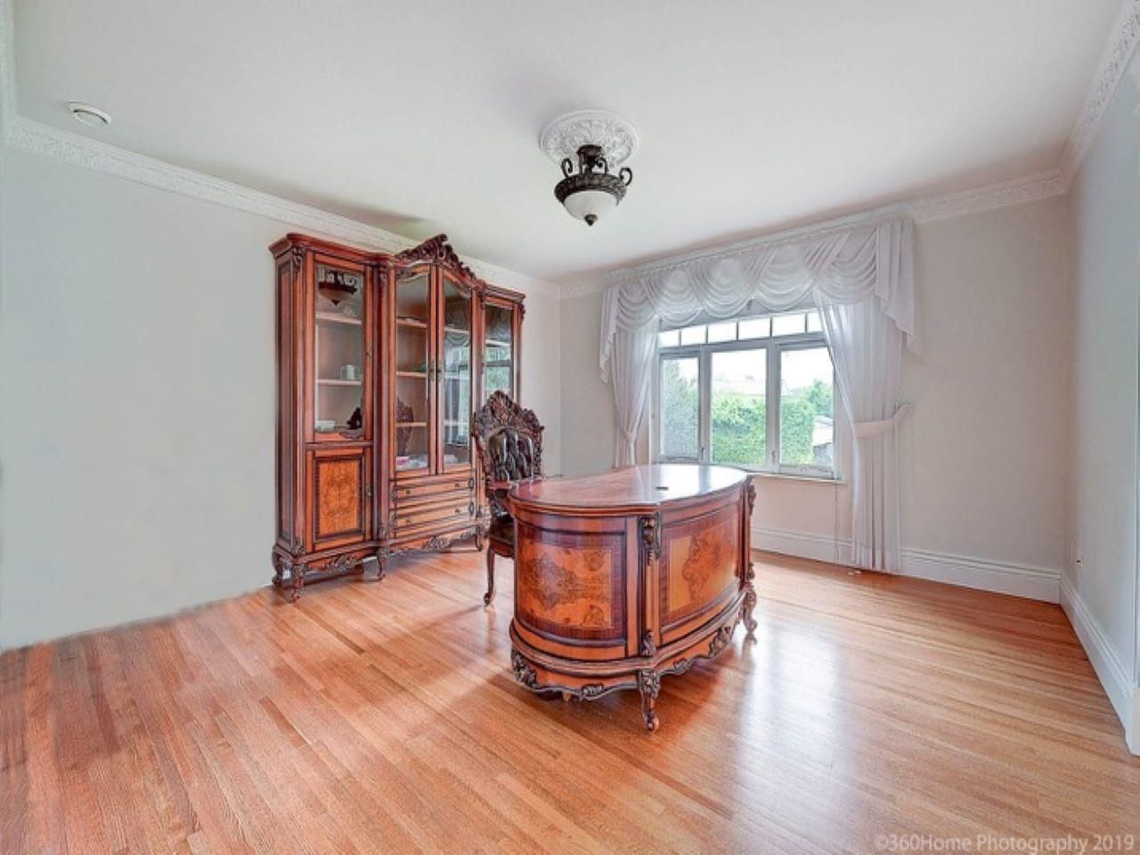 Listing Image 23