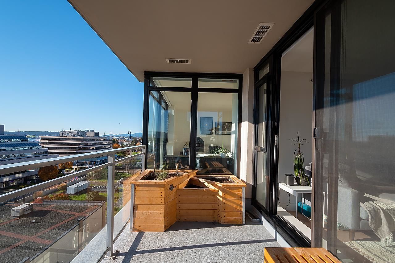 Listing Image 10