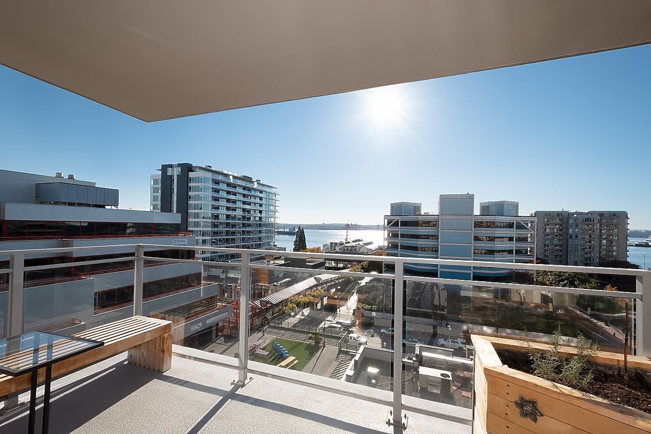 Listing Image 9