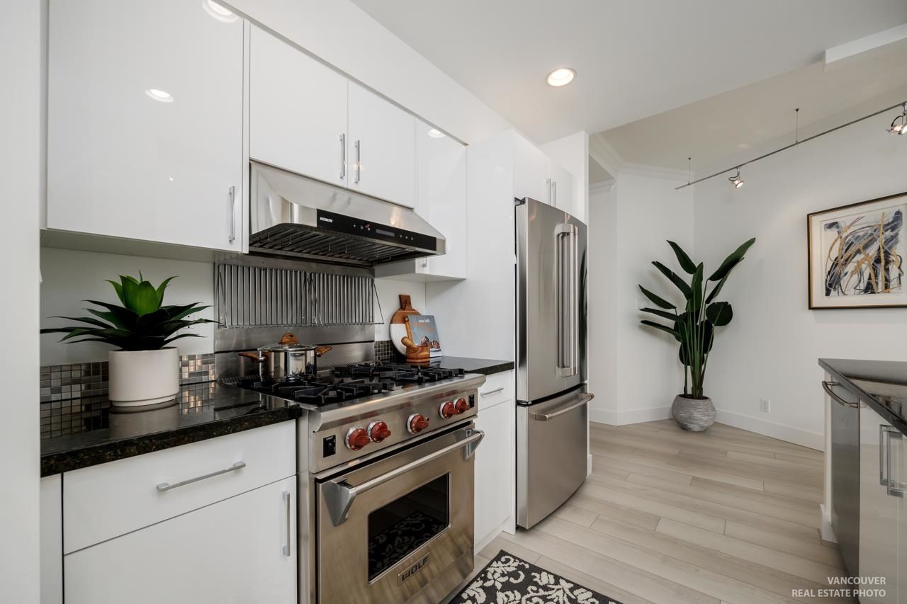 Listing Image 19