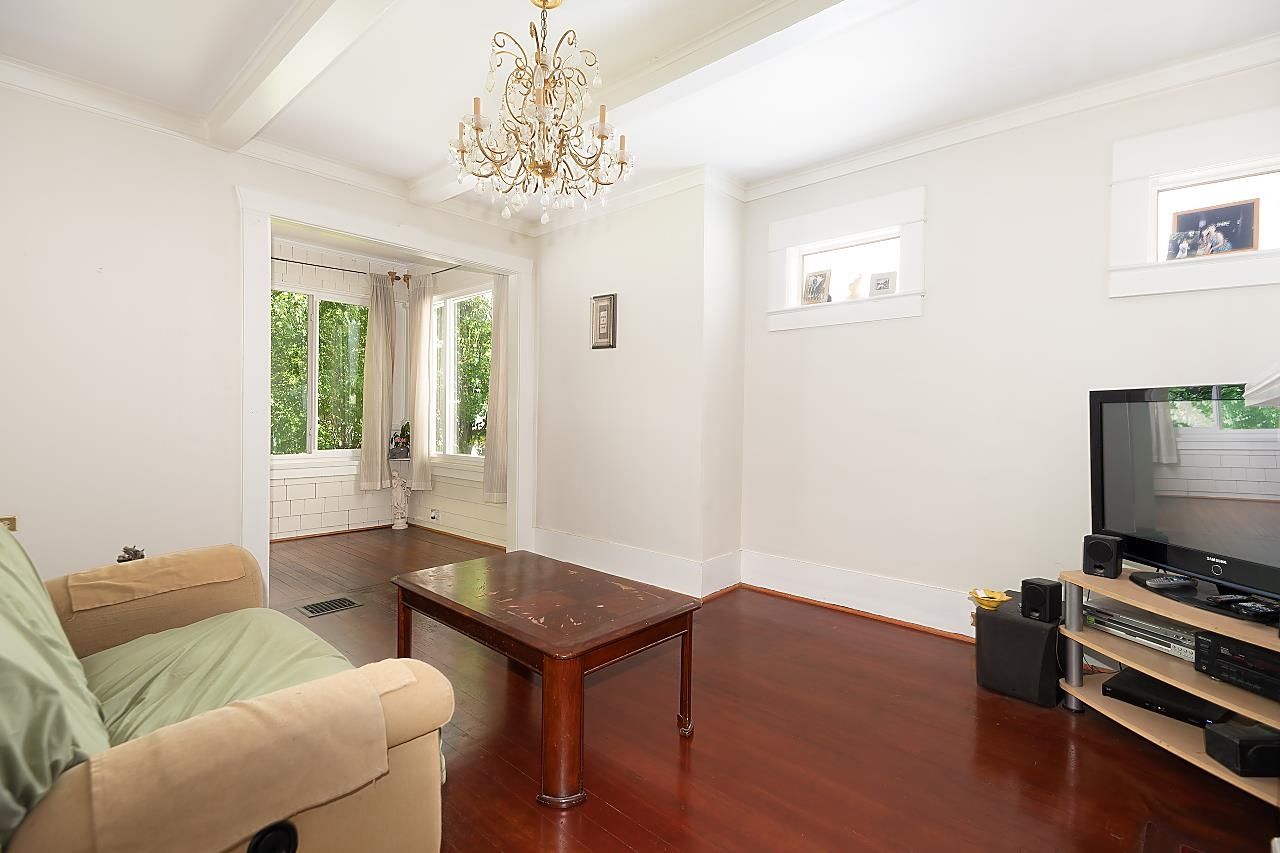 Listing photo 4