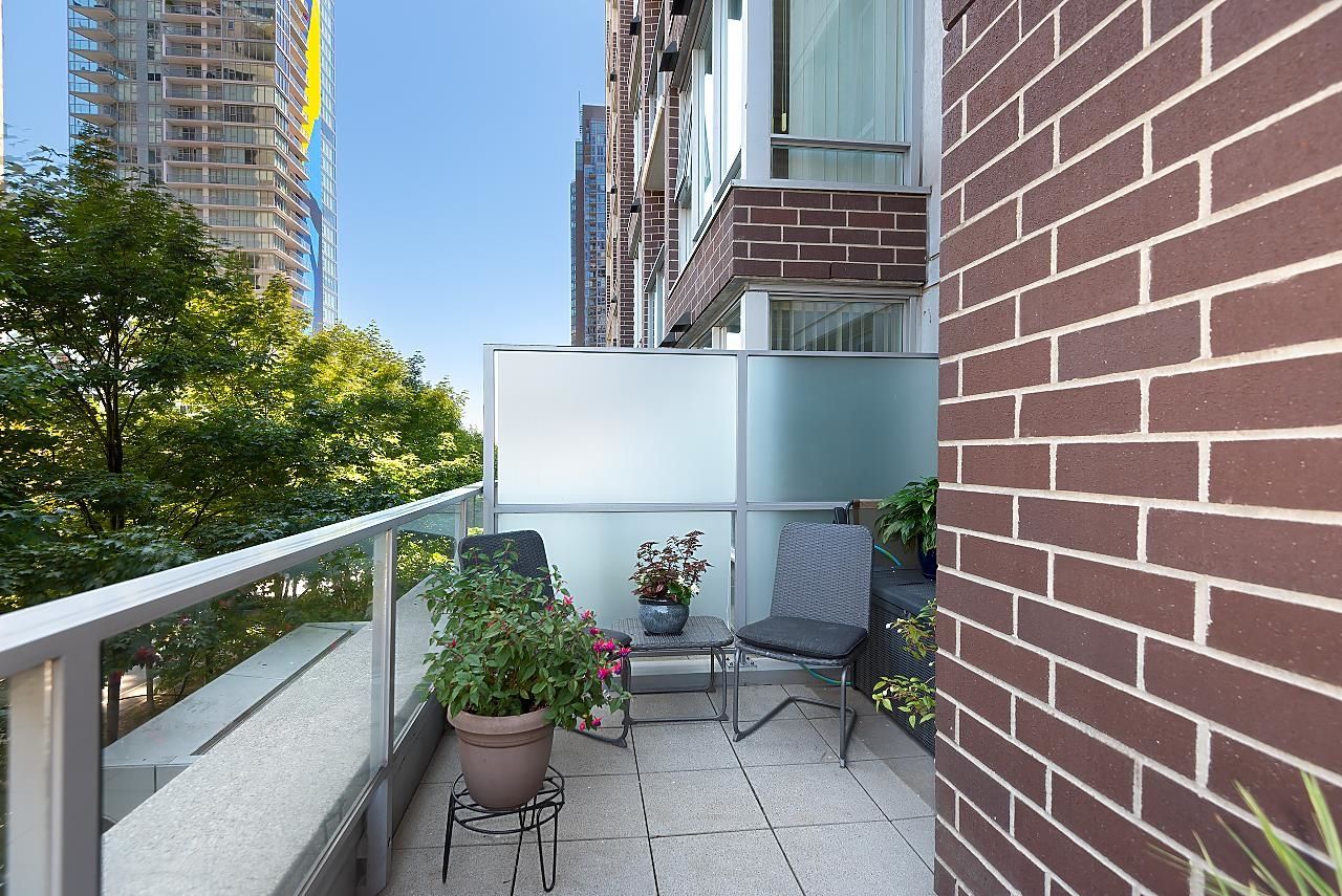 Listing Image 11