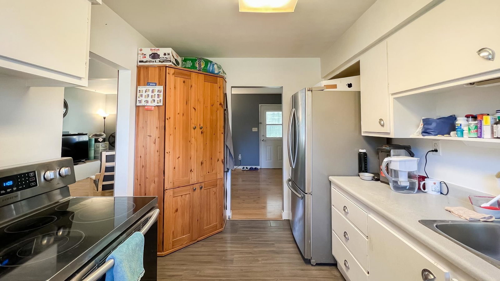 Listing Image 6
