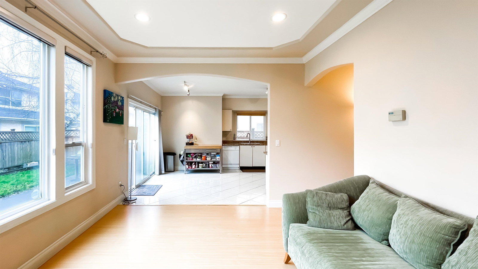 Listing Image 6
