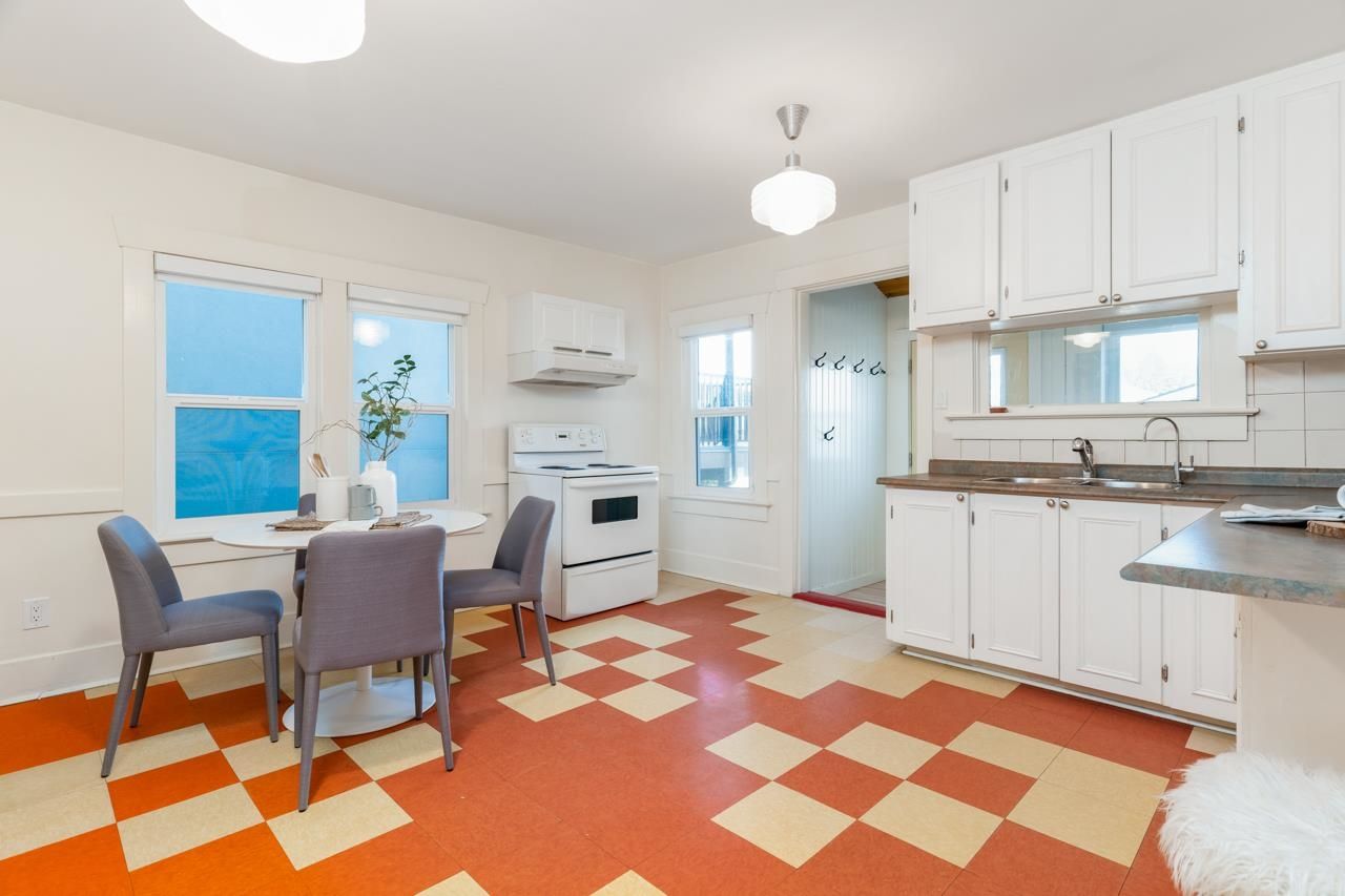 Listing Image 12
