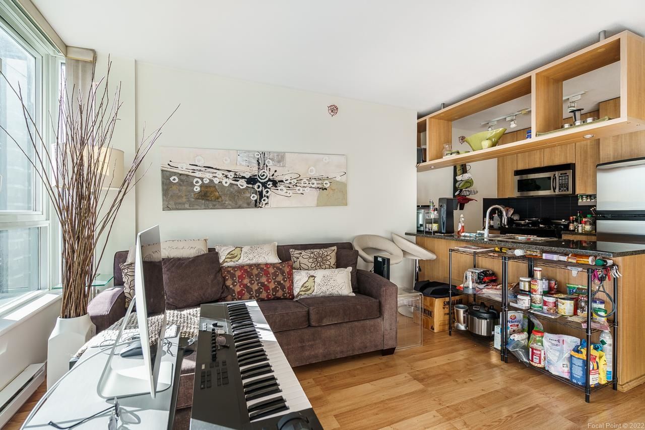 Listing Image 9