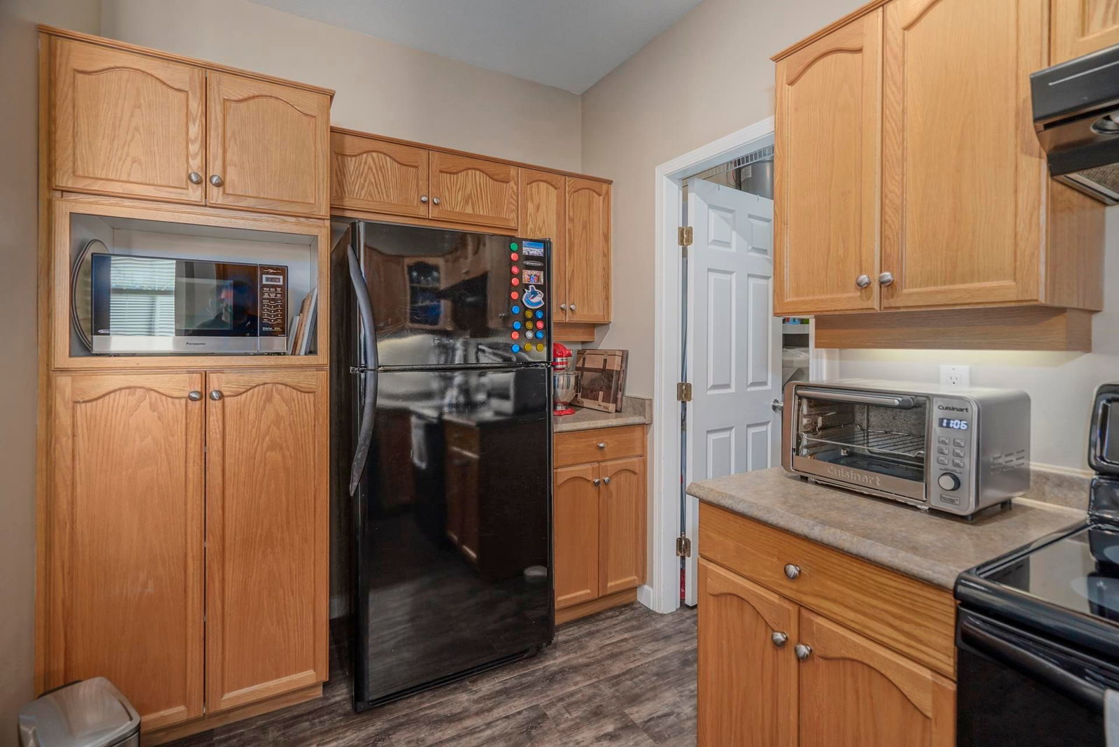 Listing Image 12