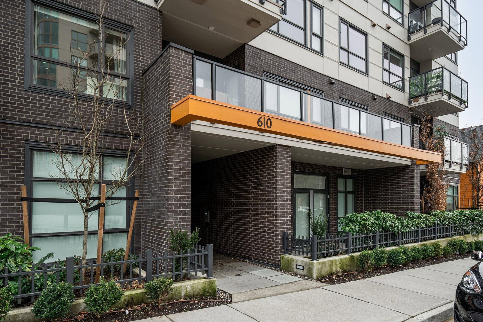 Listing Image 15
