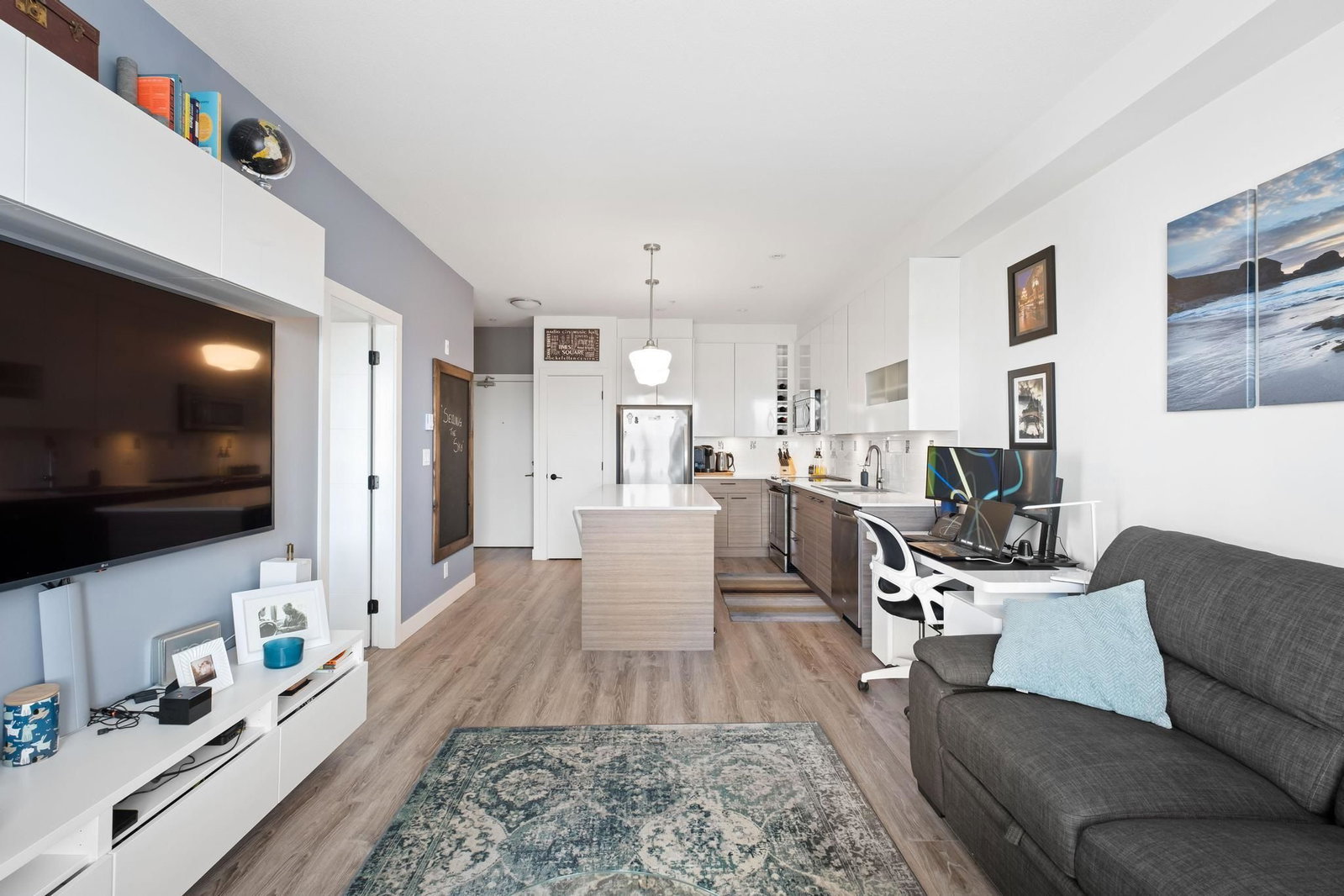Listing Image 12