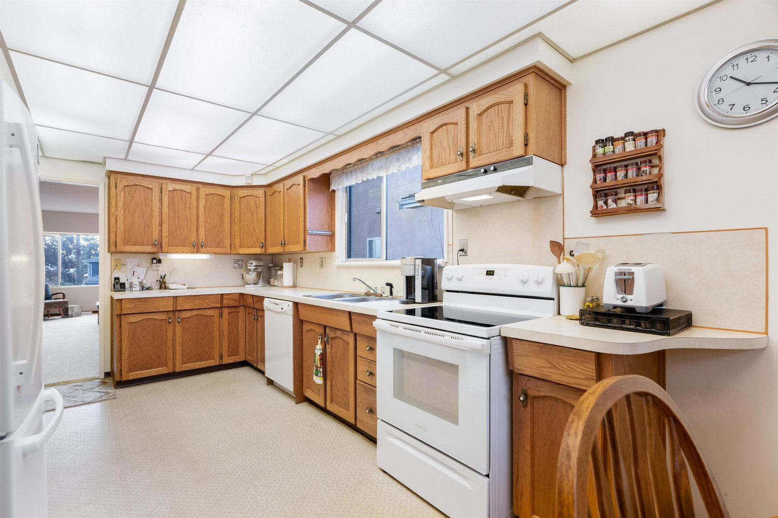 Listing Image 16