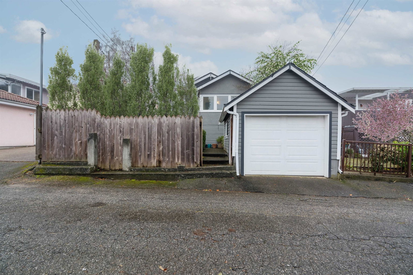 Listing Image 40