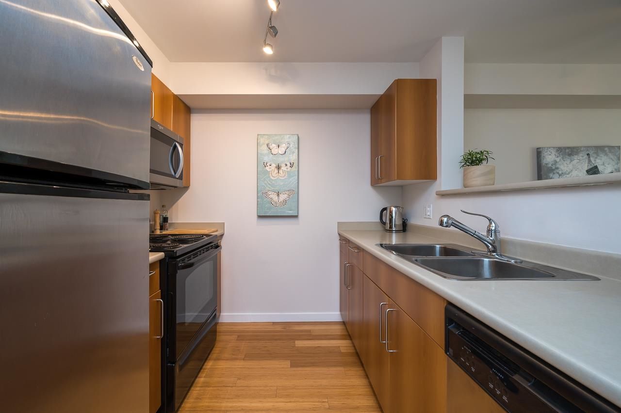 Listing Image 13