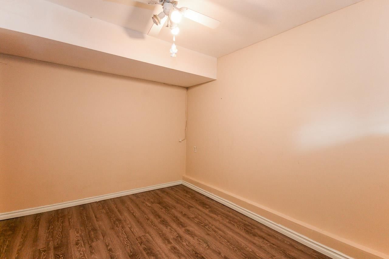 Listing Image 30
