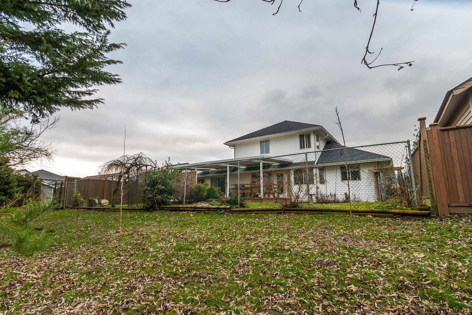 Listing Image 11